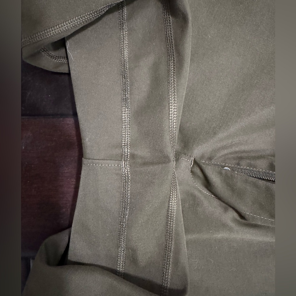 lululemon women’s dress pants - Picture 3 of 6